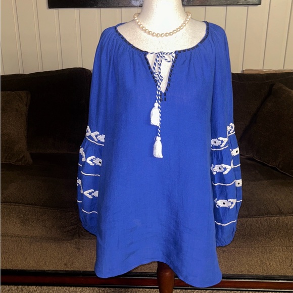 Benaras by Citrus • Size Large • Blue/White • Aztec Embroidery Boho Blouse - Picture 2 of 11